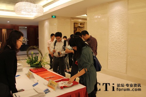 ����(ch��ng)���eǰ�_(t��i)����