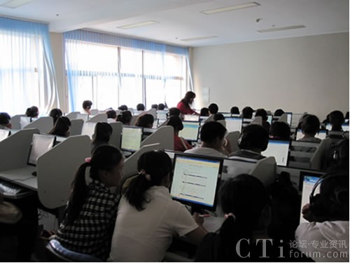 Ӎ�w�����Ĵ�W(xu��)������ͨԒ(hu��)ģ�M�y(c��)ԇ�c�W(xu��)��(x��)ƽ�_(t��i)